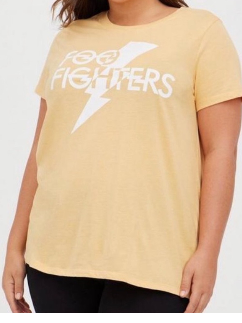 Torrid Classic Fit Crew Tee - Foo Fighters Mustard Yellow, Sz 2 (18/20) in EUC
